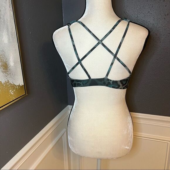 Onzie Flow Mudra Strappy Sports Bra - Picture 8 of 10